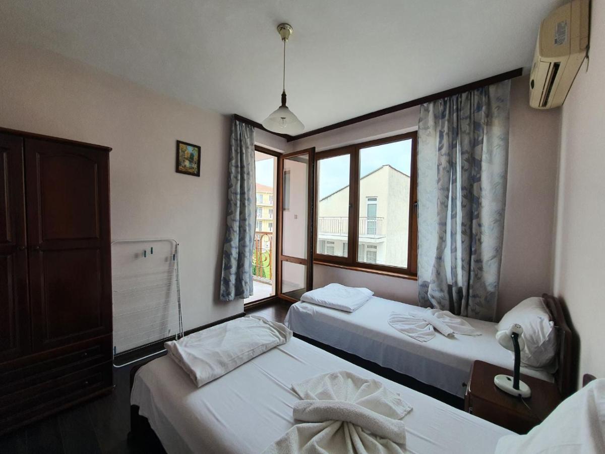 Lazur Hotel Ράβντα Εξωτερικό φωτογραφία