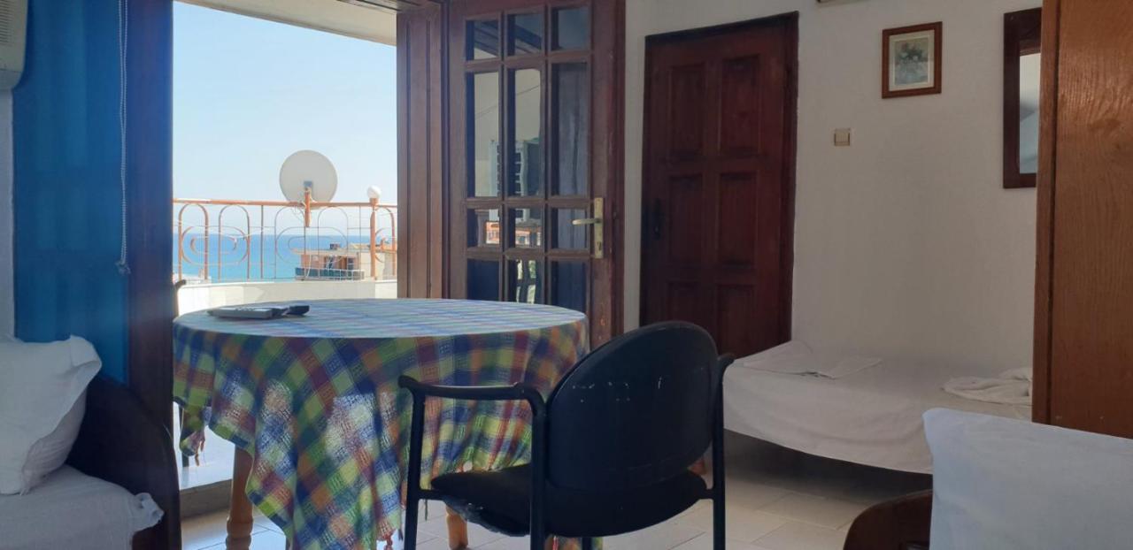 Lazur Hotel Ράβντα Εξωτερικό φωτογραφία