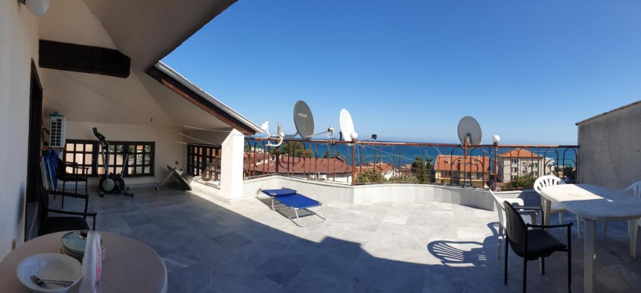 Lazur Hotel Ράβντα Εξωτερικό φωτογραφία